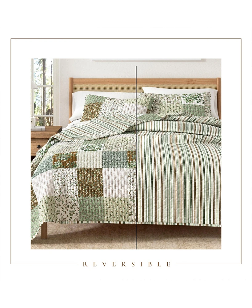 Linery & Co. All Season 3 Piece Floral Stitched Quilt Set with Shams