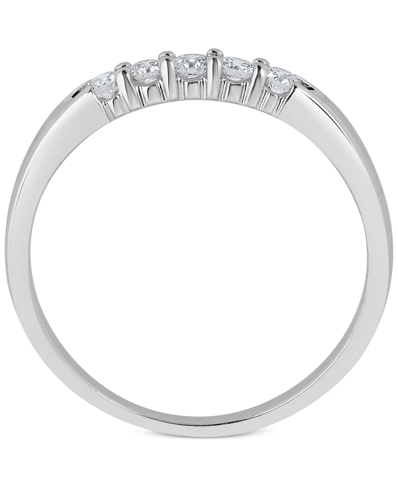 Diamond Five-Stone Ring (1/4 ct. t.w.) 14k White Gold