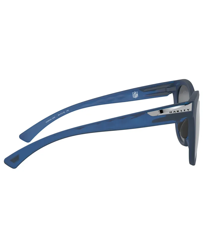 Oakley Nfl Collection Women's Sunglasses, New England Patriots Low Key OO9433