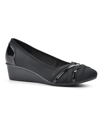 Cliffs by White Mountain Women's Bowie Wedge Shoe