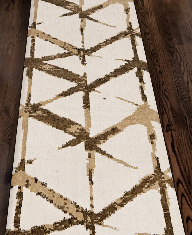 Km Home Dora 2'6" x 10' Runner Area Rug