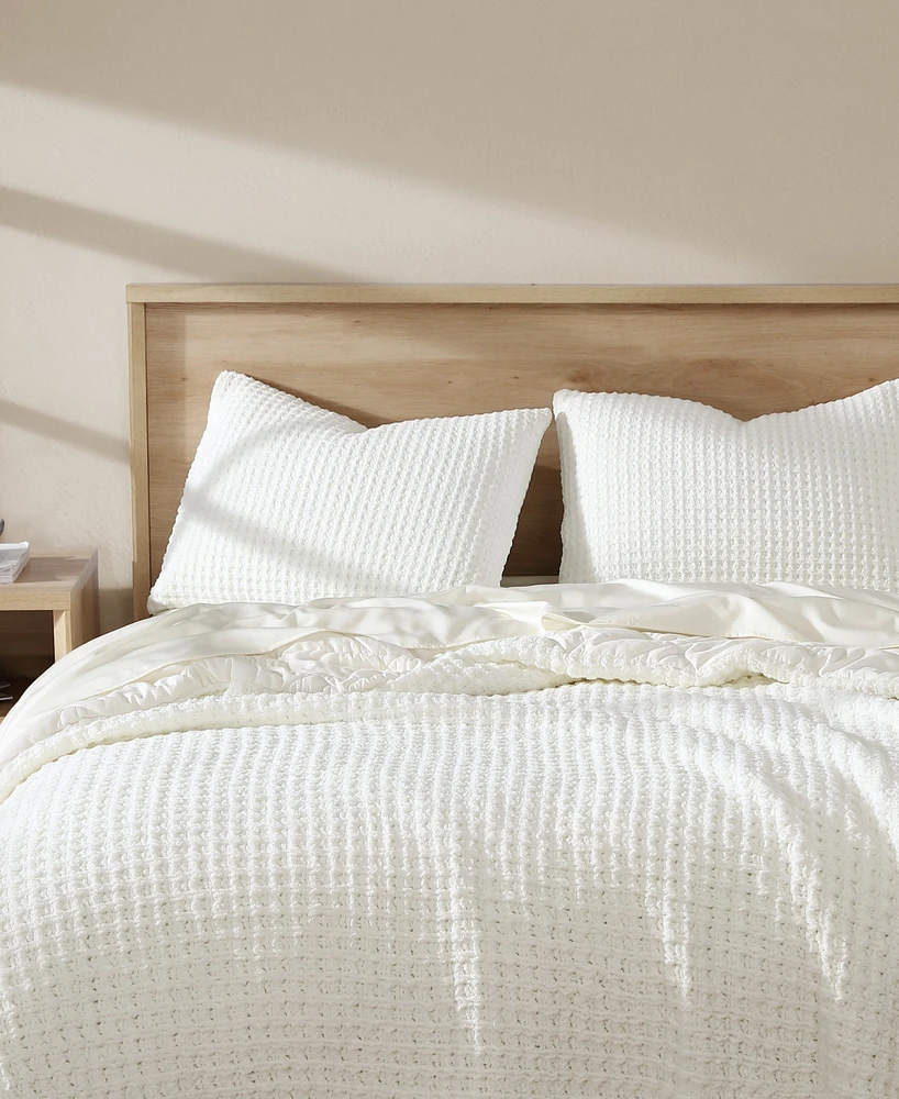 Sunday Citizen Snug Waffle Comforter, California King