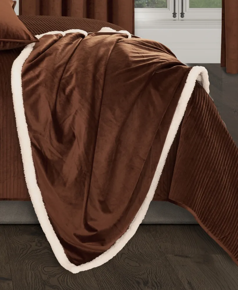 J Queen New York Townsend Throw, 50" x 60"