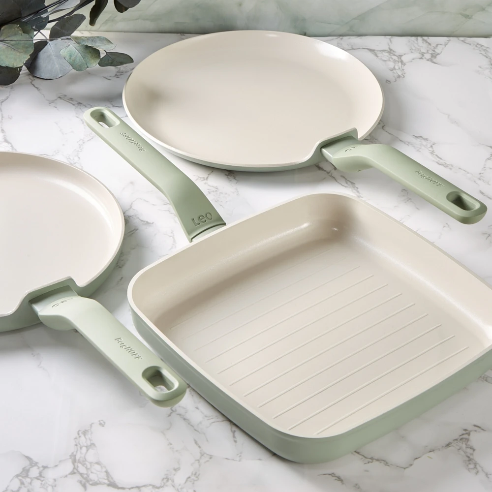 BergHOFF Balance Non-stick Ceramic Omelet pan 10", Recycled Aluminum