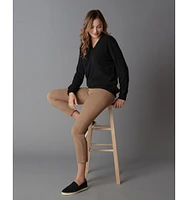 LuxLined Women's Itch-Free Cashmere V-Neck Sweater with Soft Inner Lining