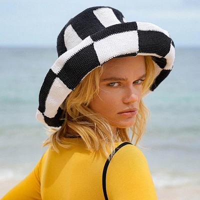 Brunna.co Shilo Checkered Crochet Hat In & White