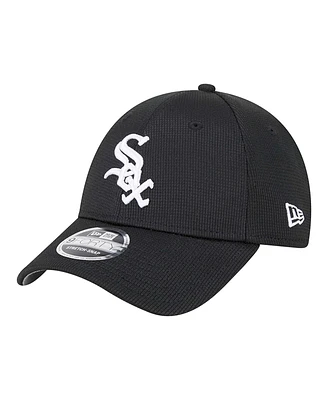 New Era Men's Black Chicago White Sox Pivot 9FORTY Adjustable Hat