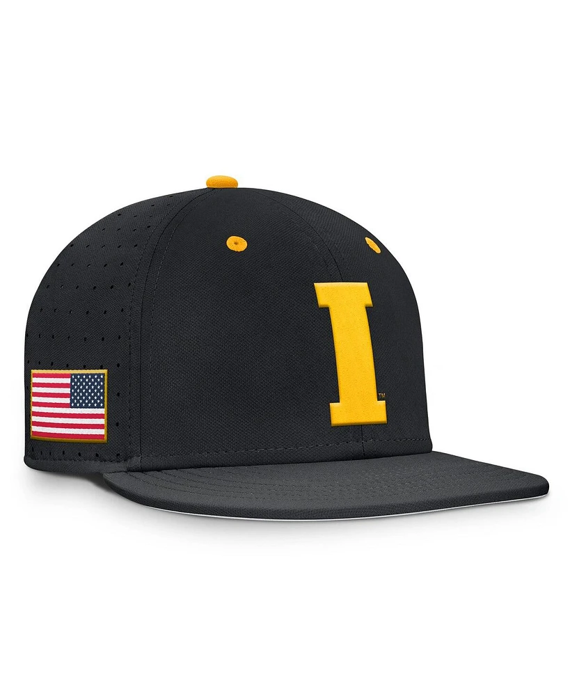 Nike Men's Black Iowa Hawkeyes On-Field Dugout True Performance Fitted Hat