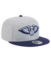 New Era Men's Gray/Navy New Orleans Pelicans Color Pack 2-Tone 9FIFTY Snapback Hat