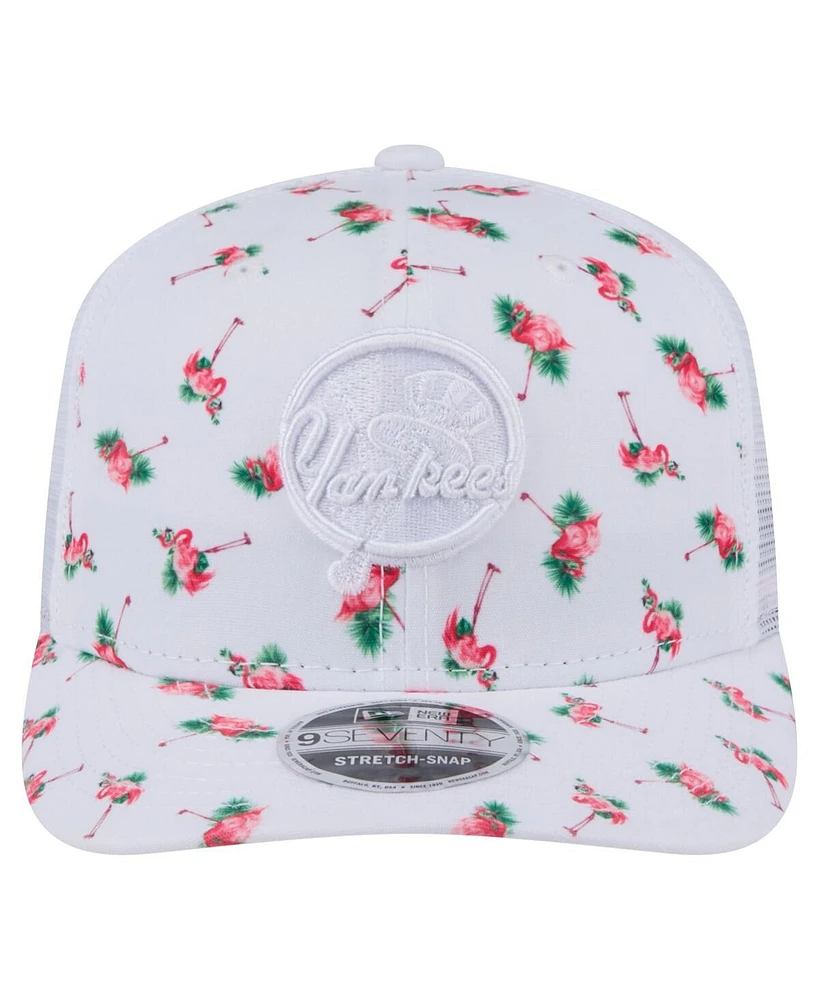 New Era Men's White New York Yankees Flamingo Mesh Back 9SEVENTY Stretch-Snap Hat