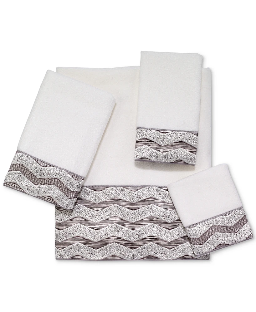 Avanti Galaxy Chevron Bordered Cotton Bath Towel, 27" x 50"