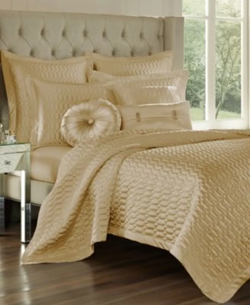 J Queen New York Satinique Quilts