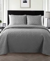 Vcny Home Caroline Embossed 3-Pc. Quilt Set