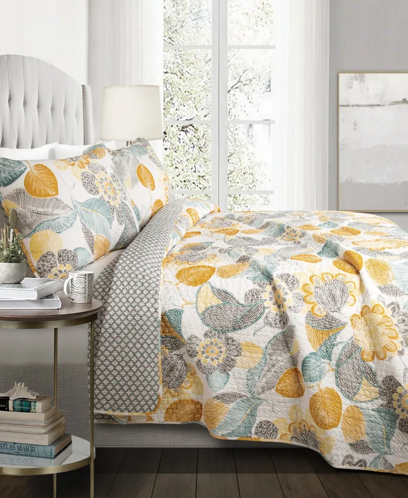 Lush Decor Lovely Leaf 3-Pc Set Quilt Set