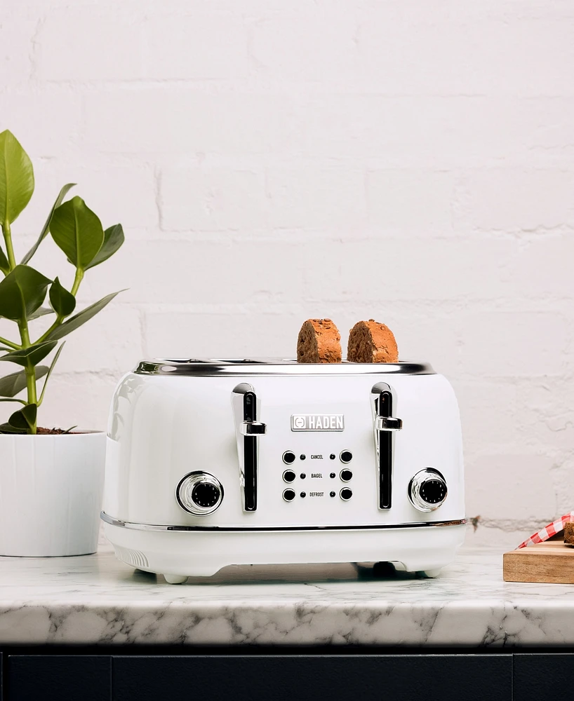 Heritage 4-Slice, Wide Slot Toaster with Removable Crumb Tray, Browning Control, Cancel, Bagel and Defrost Settings - 75013