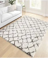 Closeout Orian Cloud 19 Tribal Line Area Rug