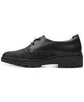 Clarks Women's Calla Ruby Lace-Up Flats