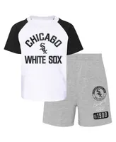 Infant Boys and Girls White, Heather Gray Chicago White Sox Ground Out Baller Raglan T-shirt Shorts Set