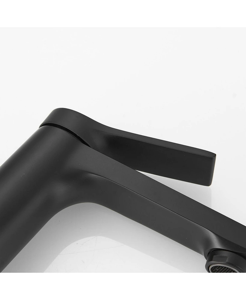 Single Hole Single-Handle Bathroom Faucet in Matte Black