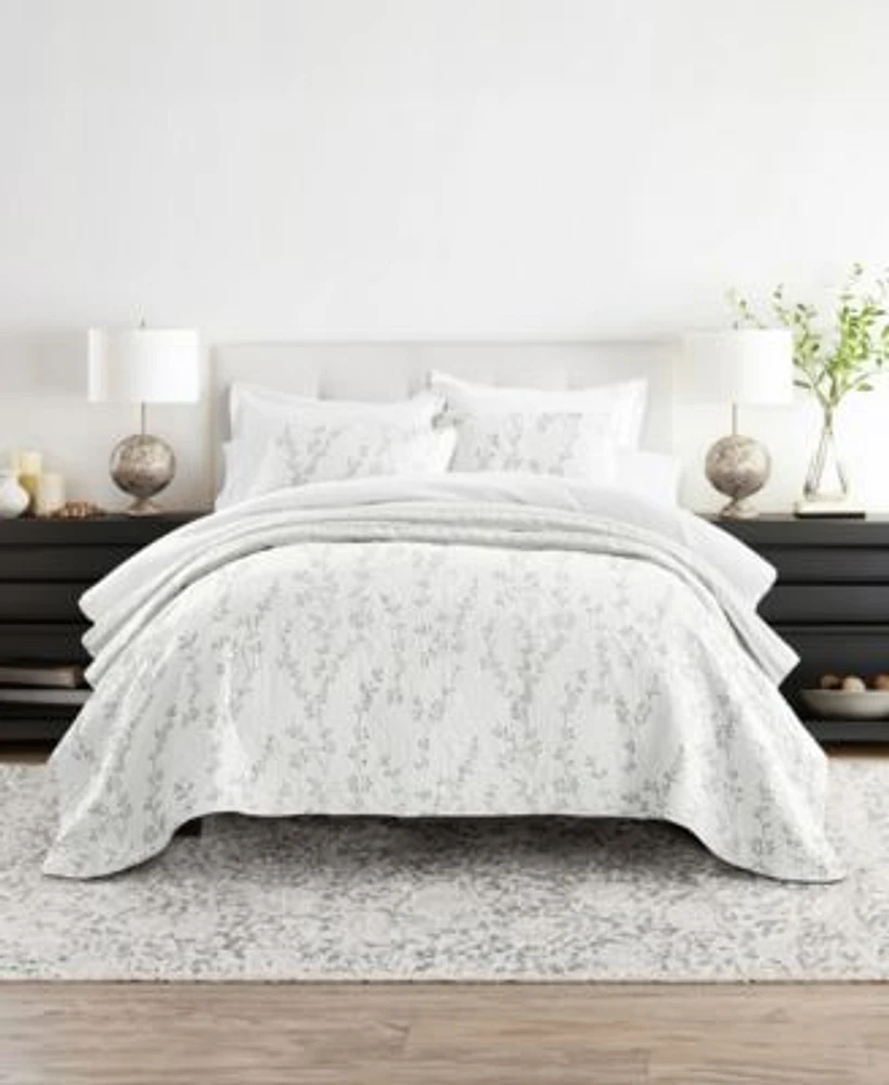 Ienjoy Home Sprouting Vines Stripe Reversible Lightweight Quilt Sets