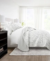 ienjoy Home Sprouting Vines Stripe Reversible 3-Pc. Lightweight Quilt Set