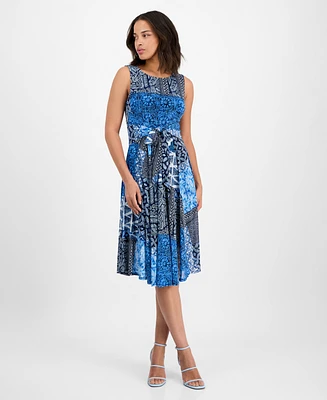 Robbie Bee Petite Printed Tie-Waist Sleeveless Dress
