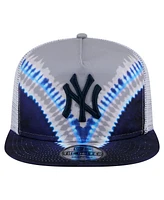 New Era Men's New York Yankees Tie-Dye Golfer Trucker Adjustable Hat