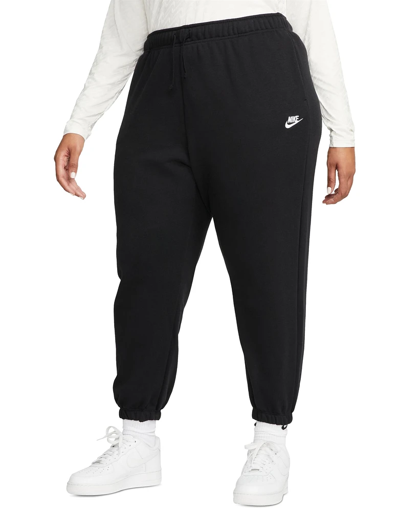 Nike Sportswear Club Plus Size Fleece Mid-Rise Oversized Sweatpants