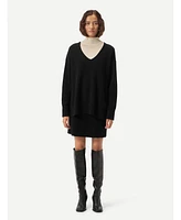 Gobi Cashmere Women's Relaxed-Fit V-Neck Sweater