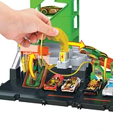 Hot Wheels City Super Recharge Fuel Station Toy Car