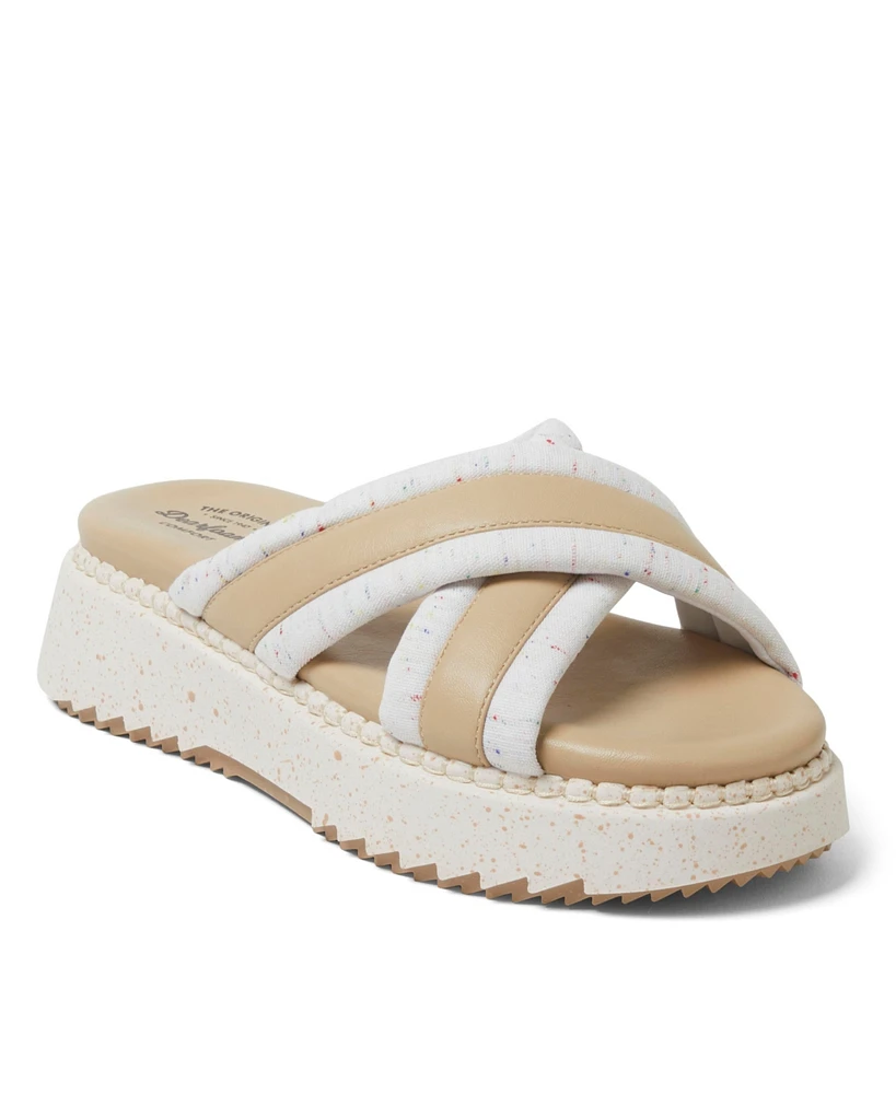 Dearfoams Women's Daisy Cross Strap Platform Sandal