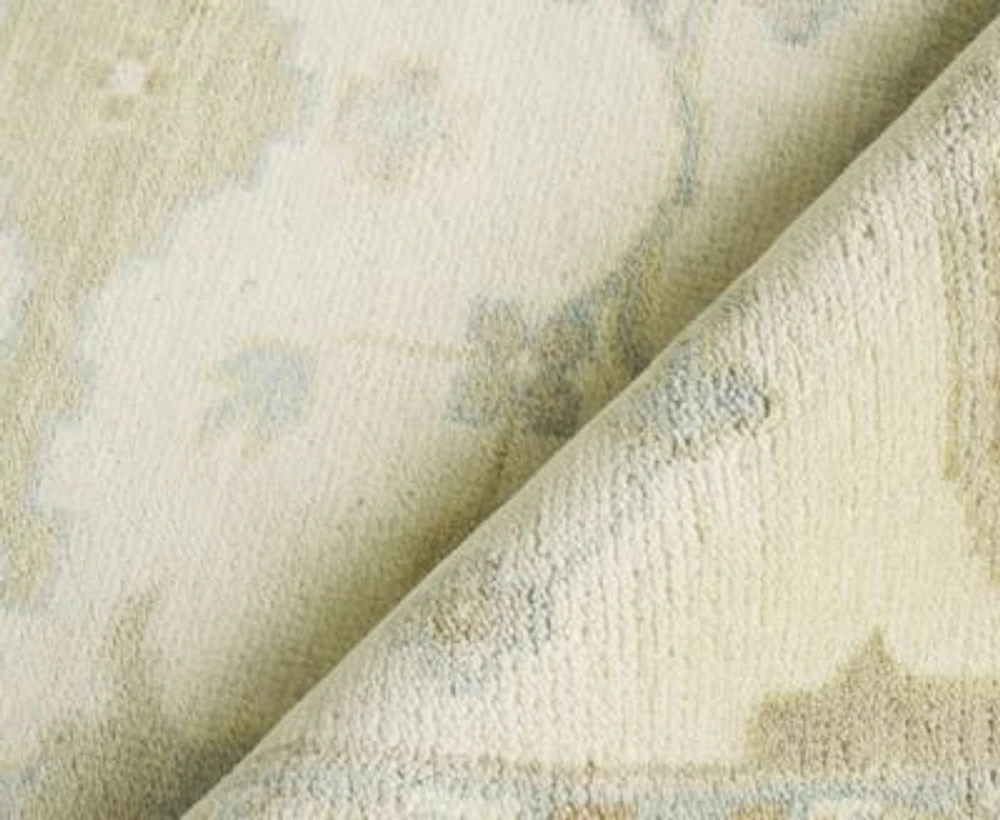 Exquisite Rugs Antique Weave Oushak Rug Collection