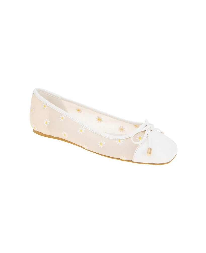 BCBGeneration Women's Hartly Square Toe Ballet Flats