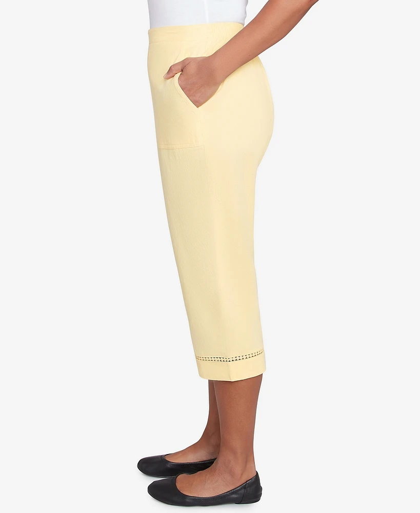 Alfred Dunner Rise & Shine Lace Dotted Trim Capri