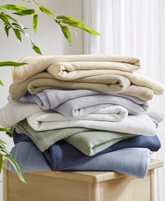 Madison Park Lightweight Breathable Cooling Blanket
