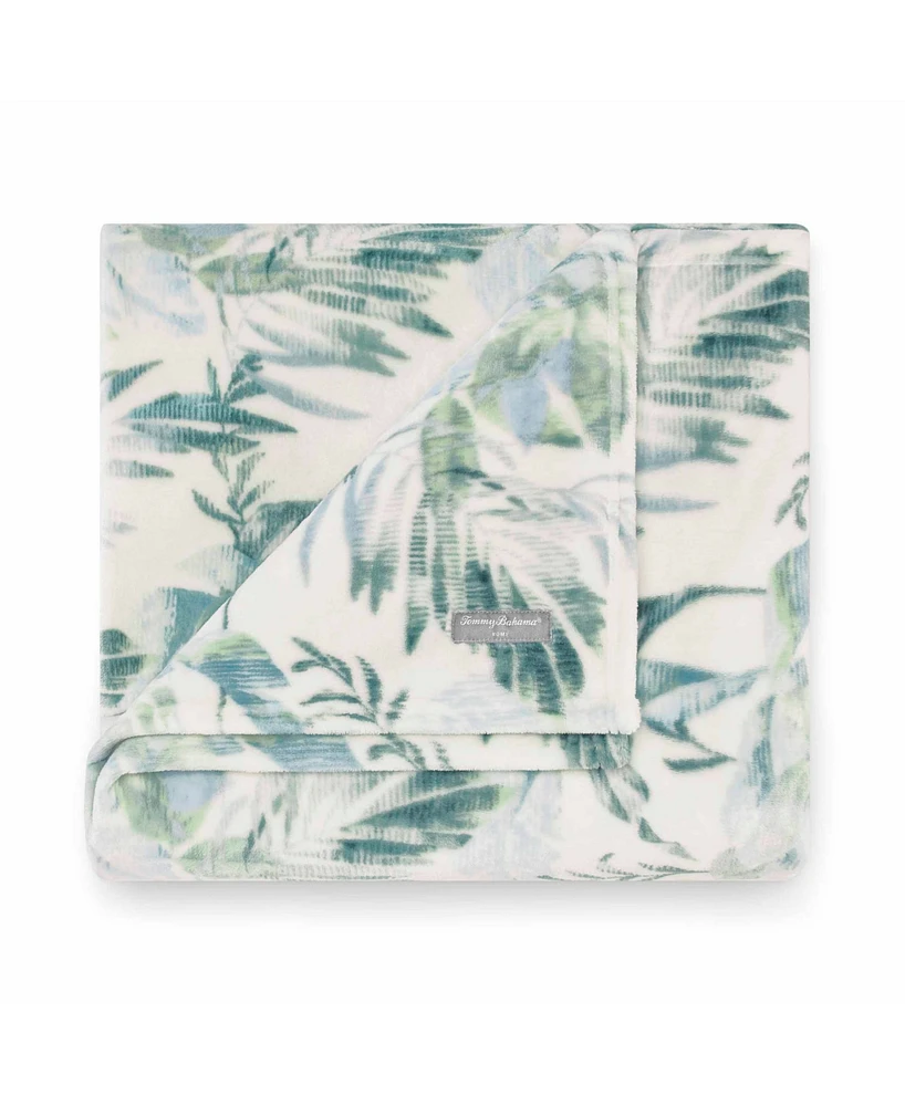 Tommy Bahama Home Wallpaper Leaves Castaway Ultra Soft Plush Throw, 50" x 70"
