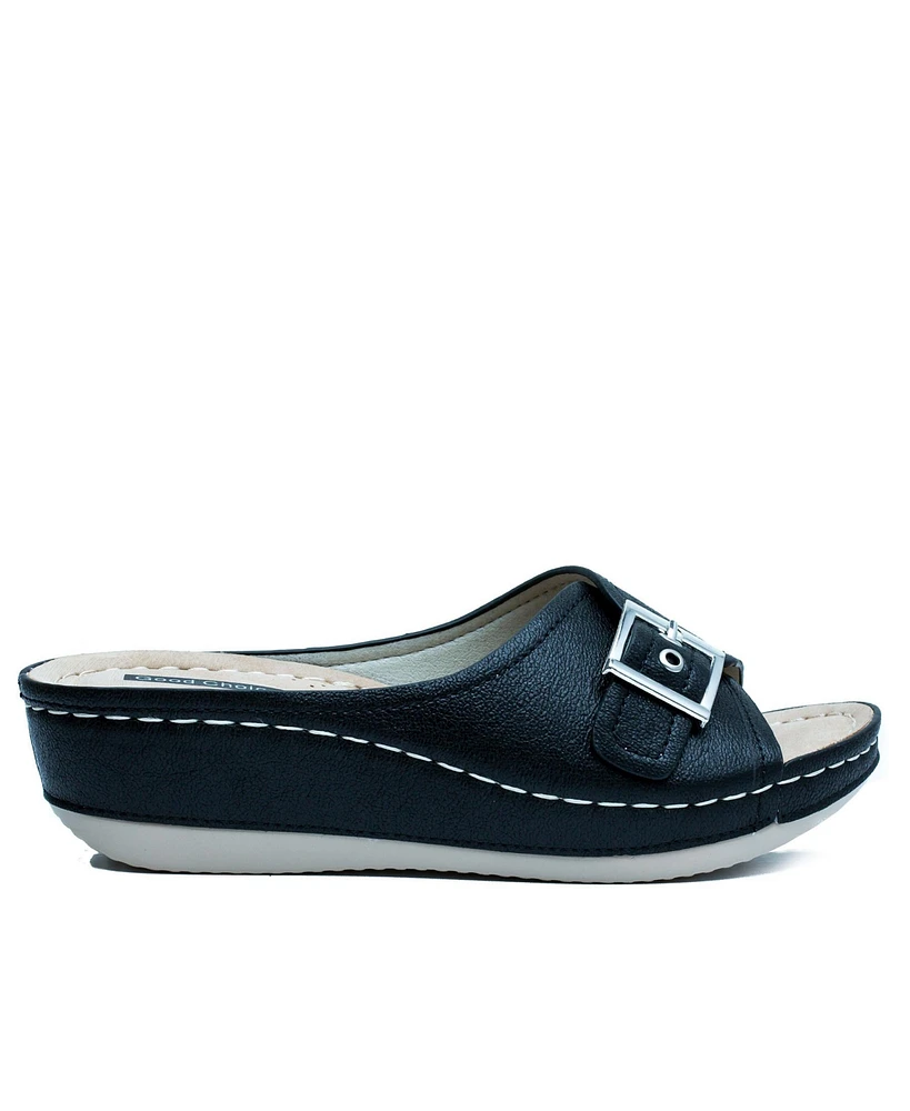 Gc Shoes Women's Justina Buckle Comfort Wedge Sandals