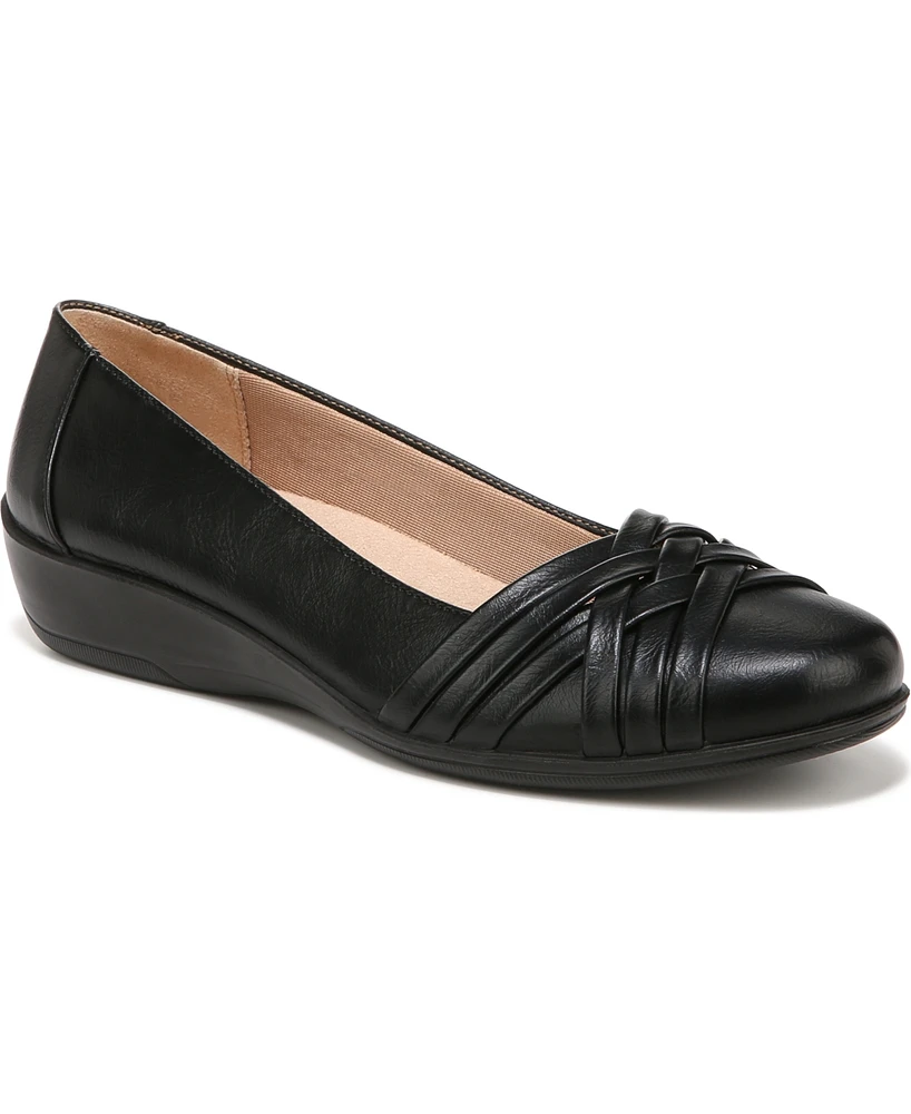 LifeStride Women's Incredible Slip On Ballet Flats