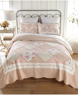 Donna Sharp Strawberry Garden 3 Piece Cotton Quilt Set