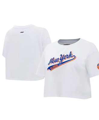 Women's Pro Standard White New York Islanders Boxy Script Tail Cropped T-shirt