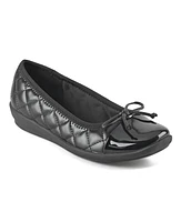 Easy Spirit Women's Adrina Quilted Ballet Flats