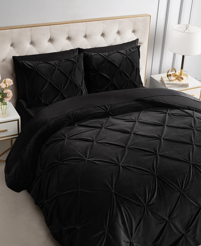 Juicy Couture Kiss Pleat Plush 3-Pc. Comforter Set