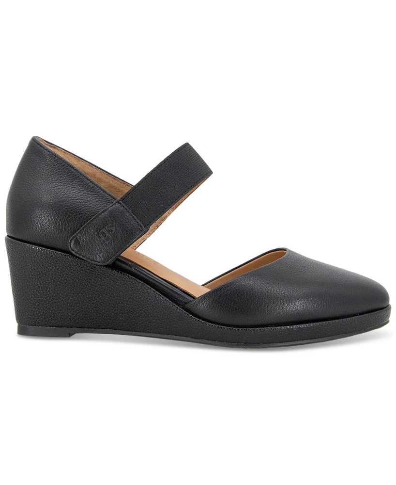 Gentle Souls Women's Oriana Wedge Pumps