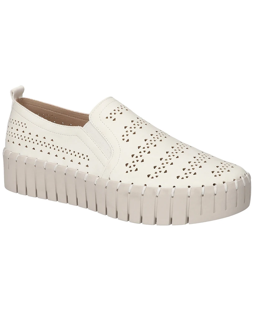 Easy Street Women's Peppy Slip-On Platform Sneakers
