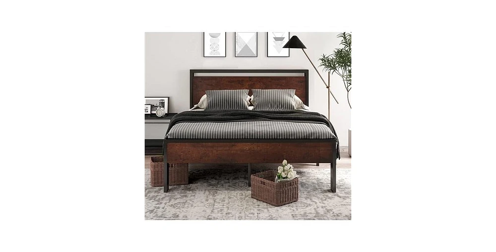 Solid Wood Platform Bed with Mahogany Panels – Headboard & Footboard Design for a Refined Bedroom Look