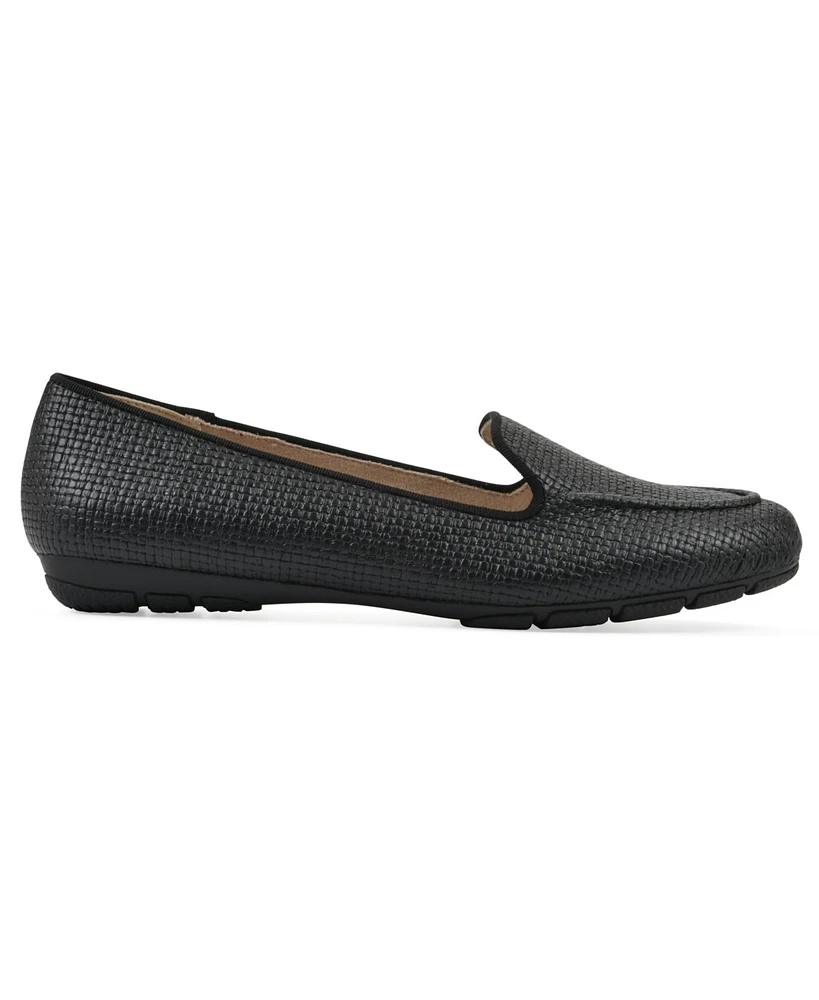 Cliffs by White Mountain Women's Gutsy Almond Toe Loafers