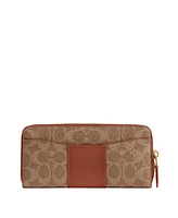 Coach Essential Signature Canvas Slim Accordion Zip Wallet
