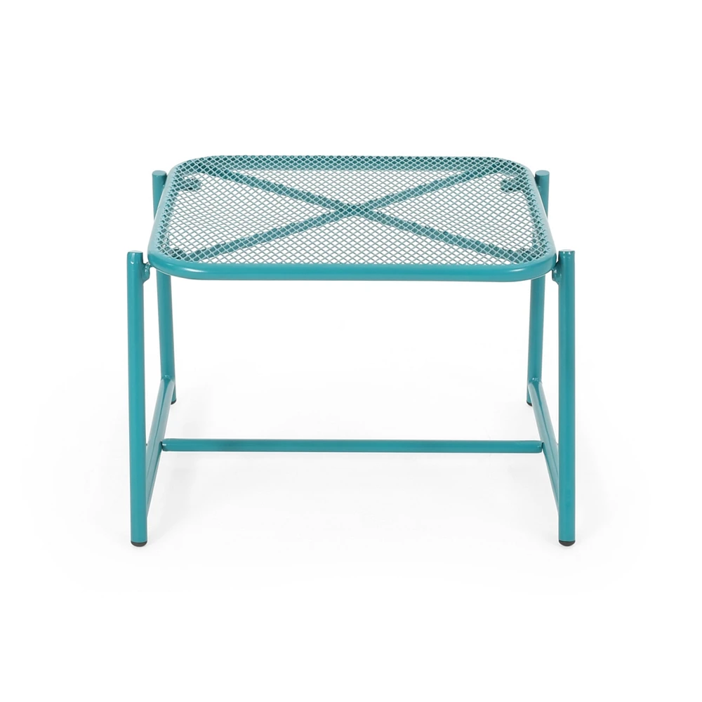 Modern Mesh Side Table: Add Color and Texture to Your Outdoor Space