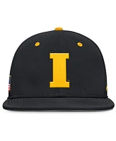 Nike Men's Black Iowa Hawkeyes On-Field Dugout True Performance Fitted Hat