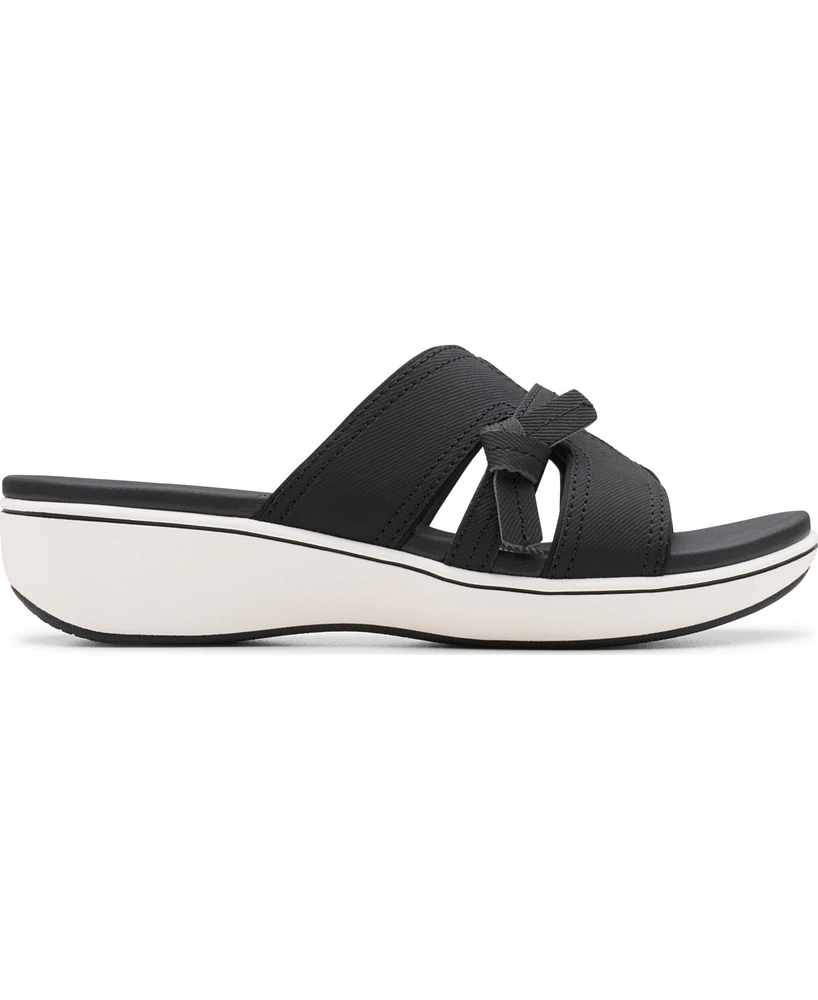 Clarks Cloudsteppers Women's Breeze Rae Mia Slip-On Flat Sandals
